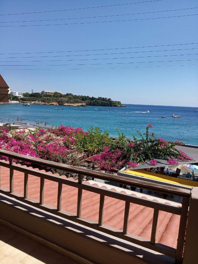 Buganvilla Sea View Apts อาเยีย เปลาเยีย ภายนอก รูปภาพ