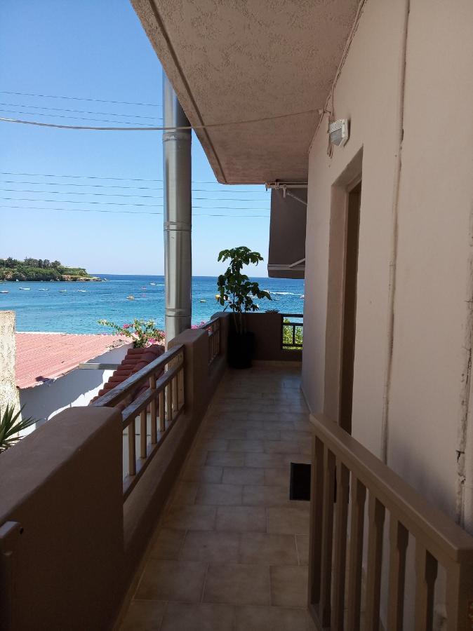 Buganvilla Sea View Apts อาเยีย เปลาเยีย ภายนอก รูปภาพ