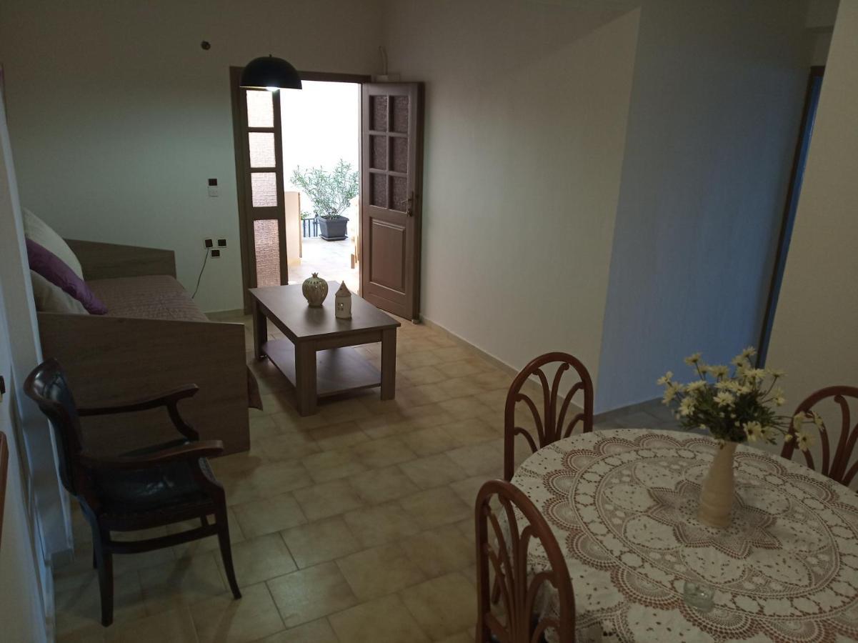 Buganvilla Sea View Apts อาเยีย เปลาเยีย ภายนอก รูปภาพ