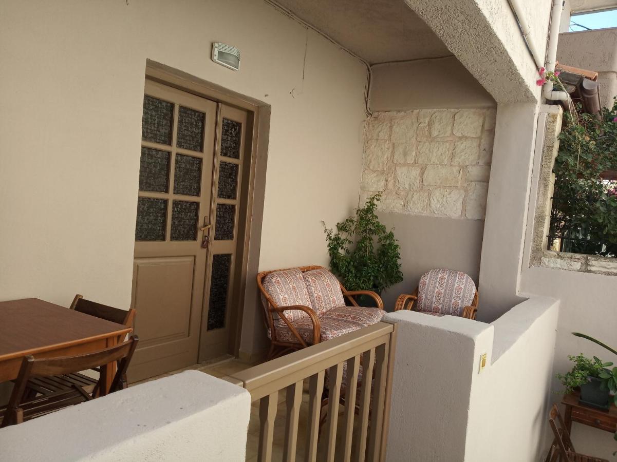 Buganvilla Sea View Apts อาเยีย เปลาเยีย ภายนอก รูปภาพ
