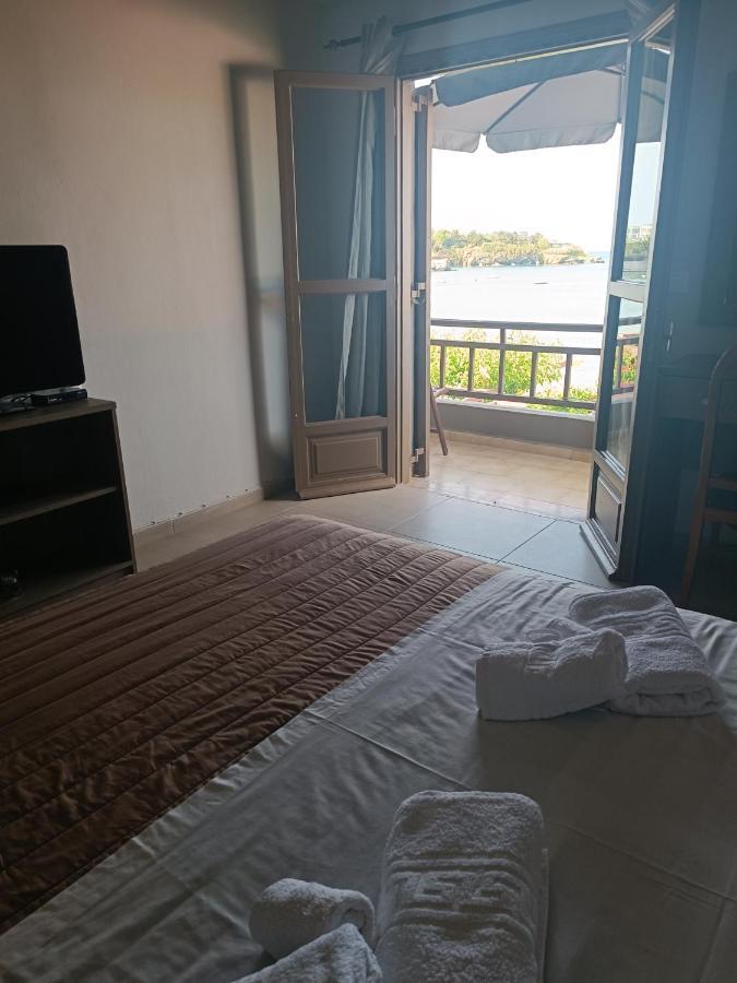 Buganvilla Sea View Apts อาเยีย เปลาเยีย ภายนอก รูปภาพ