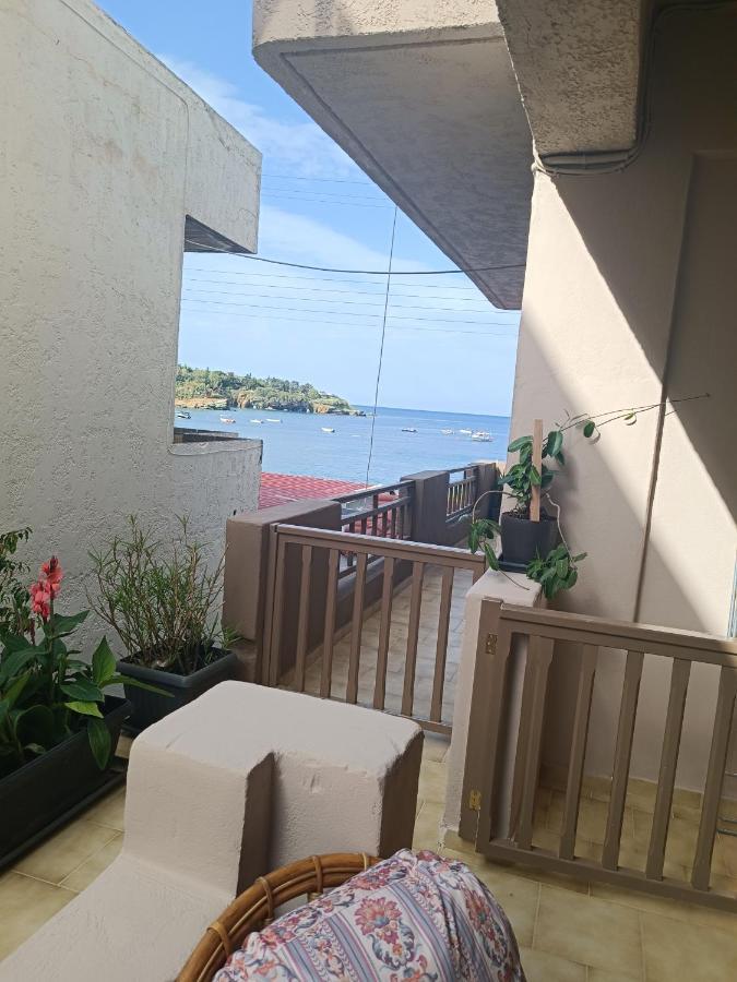 Buganvilla Sea View Apts อาเยีย เปลาเยีย ภายนอก รูปภาพ