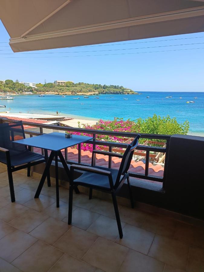 Buganvilla Sea View Apts อาเยีย เปลาเยีย ภายนอก รูปภาพ