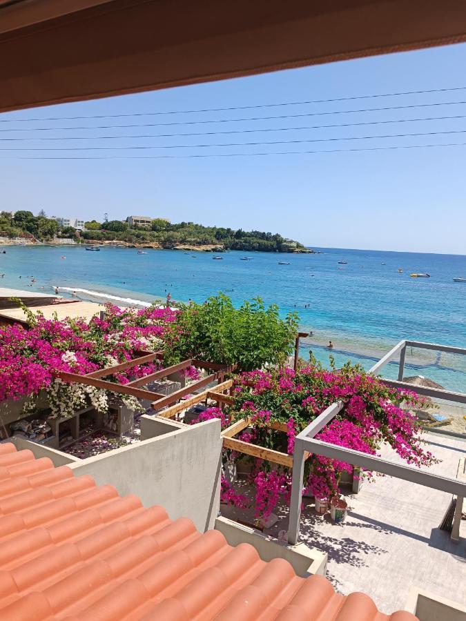 Buganvilla Sea View Apts อาเยีย เปลาเยีย ภายนอก รูปภาพ