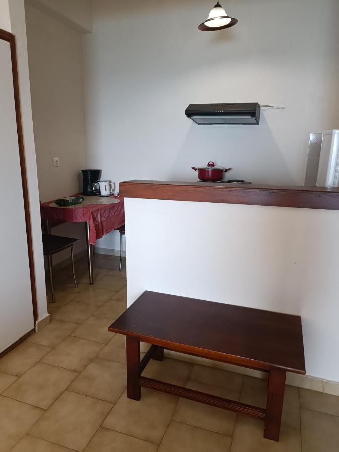 Buganvilla Sea View Apts อาเยีย เปลาเยีย ภายนอก รูปภาพ
