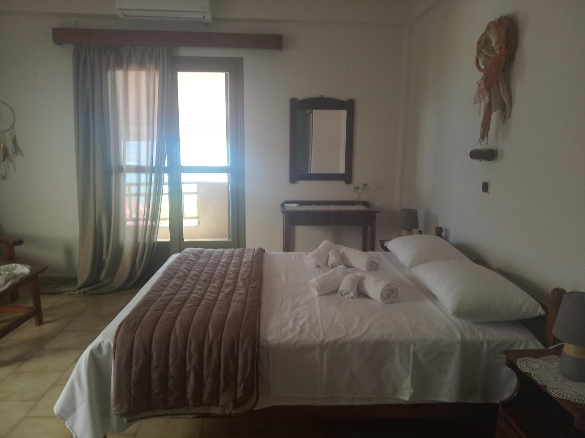 Buganvilla Sea View Apts อาเยีย เปลาเยีย ภายนอก รูปภาพ